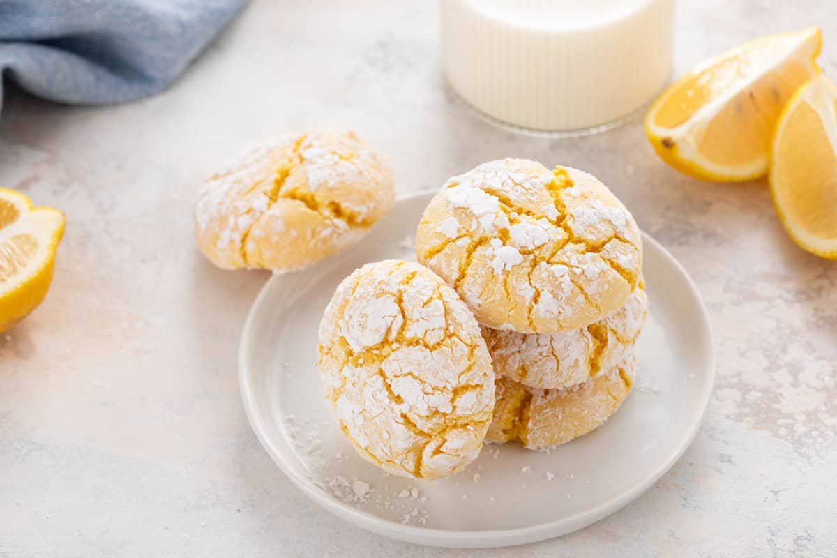 Crinkle Top Lemon Blondies—