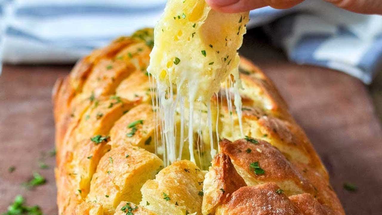 Cheesy Pull Apart Bread